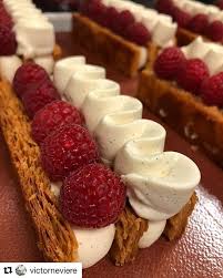 Repost Victorneviere Millefeuille Vanille Framboises Patisserie Pastry Ph Pierreherme Royalmonceau Millefeuille Millefeu Patisserie Baking Recipes