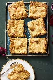 Today i am sharing my 25 most popular and favourite thanksgiving dessert recipes that go beyond pumpkin pie (but of course, pumpkin pie included too). 60 Best Thanksgiving Desserts Recipes Easy Thanksgiving Treats