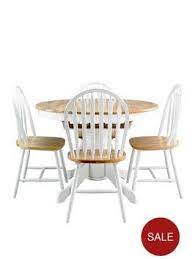 Kentucky 107 Cm Round Dining Table 4 Chairs Oak Effect White Natural Littlewoodsireland Ie 4 Dining Chairs Dining Table Chair