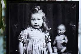 62 ans après, rachel jedinak, une rescapée de la rafle, qui avait 8 ans en 1942, évoque les conditions dans lesquelles elle a été les 16 et 17 juillet 1942, 13 000 juifs (dont 4000 enfants) étaient arrêtés à paris par la police française lors de la rafle dite du vel d'hiv. Rafle Du Vel D Hiv Resume Des Arrestations Des 16 Et 17 Juillet 1942