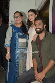 Alia Bhatt Team For Raazi Movie Screening Alia Alia Bhatt Hindi Actress Planning to watch raazi this weekend?