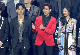 Sunmi hat morddrohungen von hatern erhalten · 12. Alyen Ia Di Twitter Se Acuerdan Cuando Sunmi Le Aviso A Bambam Que Fans Lo Estaba Saludando I M