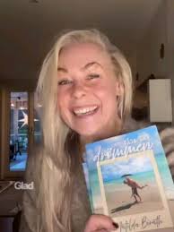 ✨ Bonus lucka ✨ Vi vill ju givetvis kickstarta igång ordentligt med  kalendern första bonus lucka från flora blomsterhandel 🎁 🎀Kampanj 🎀  Superfina kraftiga hyacinter 4st för 99kr så långt lagret räcker🥰  @florablomsterhandel