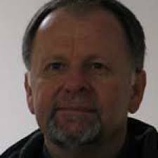 Employees by Last Name