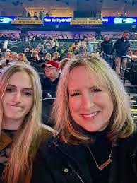 Lynn Weimer's Instagram, Twitter & Facebook