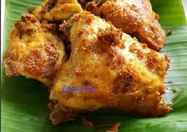 Daging ayam bisa diolah menjadi aneka menu masakan dan makanan enak menggugah selera. Resep Ayam Goreng Bumbu Kuning Masakan Mama Mudah
