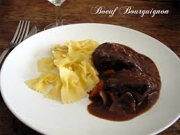 Boeuf Bourguignon Cuisson Au Four Pour Encore Plus De Moelleux Le Tablier Rose De Petite Lolie Boeuf Bourguignon Au Four Bœuf Bourguignon Cuisine