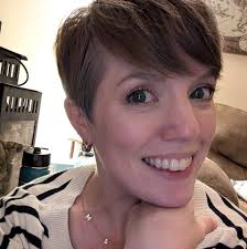 Great swap for candied yams with 1/3 the calories and 3g more fiber than  candied yams* 🍯🥕>🍭 🍠 Recipe below & video steps are in instastory  recipe highlights.. . Caramelized Carrots Makes