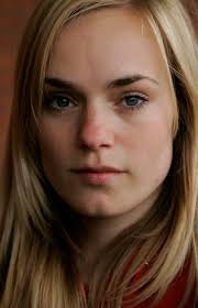 Laura Christensen's Instagram, Twitter & Facebook