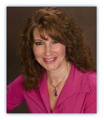 Doreen Groves's Instagram, Twitter & Facebook