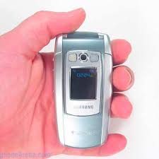 Samsung E715 / E710 review - Design ...