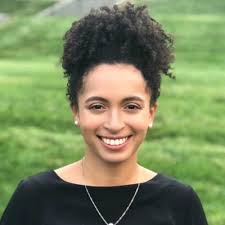 Rosa Moss's Instagram, Twitter & Facebook