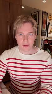 Kiki with my favorite @itsalexwags @wagnertonight