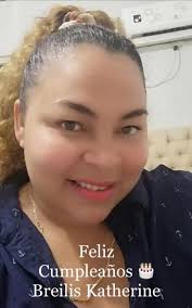 De cumpleaños 🎂Breilis Katherine Velasquez Corzo. Muchas felicitaciones  🎉🍾 Breilis Katherine, de parte de su mami Lilia Corzo y sus compañeros de  labores. Dios te bendiga mujer.