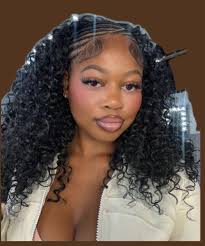 Comment a fire 🔥 hairstylist that's good at quick-weaves , not gone leave  you bald head & includes wash?