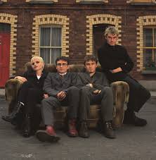 Todas as músicas mp3 dos seus artistas favoritos em poucos segundos. Ume Island Records Celebrate As The Cranberries Zombie Video Hits 1 Billion Youtube Views Making History As The First Irish Band Ever To Hit This Milestone