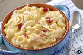 Add the cheese, campbell's organic creamy butternut squash soup, and salt. Mac And Cheese Soup With Chicken And Bacon Southern Bite