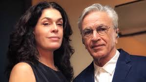 Ex-governanta de Caetano Veloso e Paula Lavigne pede indenização  milionária, diz revista