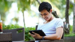Ini memang tidak bisa dibilang internet gratis seumur hidup, tapi seperti diketahui bahwa setiap operator biasanya menawarkan. Tips Ampuh Internet Gratis Seumur Hidup Tanpa Aplikasi