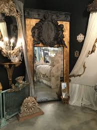 Pin By Iris V Vargynjar On Antiques Design Home Decor Decor