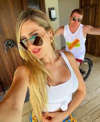 Luisa fernanda tiene 3 empleos en su perfil. Canelo Alvarez Que Respondio Tras Ser Consultado Por Su Boda Con Fernanda Gomez Heraldo Deportes