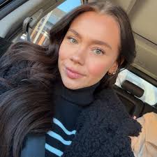 I'm 6 weeks 3 days and feeling like something is wrong because at most I've  had very mild nausea…😭