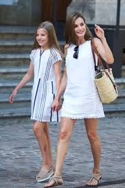 Check spelling or type a new query. Obraz Dnya Koroleva Leticiya Na Majorke Vogue Ukraine Vogue Ua