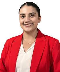 Paula Gallo's Instagram, Twitter & Facebook