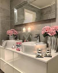 Ich Liebe Das Dekor Elegant Liebe Stunden Und Stunden Hier Zu Verbringen Dekor Elegant Liebe Stunden Bathroom Decor Bathrooms Remodel Dream Bathrooms
