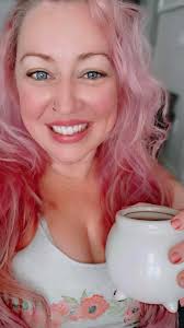 Happy Sunday My babies ( ITS KINDA COOL OUT THIS MORNING 🌅