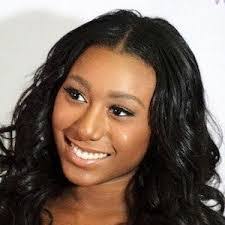 Noelle Robinson's Instagram, Twitter & Facebook