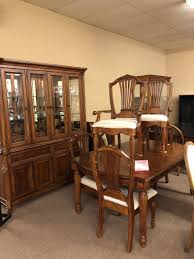 Stylish dining room sets from bassett furniture. Bassett Dining Room Set Delmarva Furniture Consignment