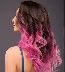 Sides can be tucked behind the ears or styled asymmetrically to enhance the heavy side part. 80 Diy Simple And Easy Hairstyles For Long Hair Female 2021
