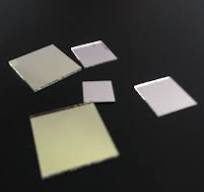 Dielektrischer beschichteter Spiegel - optical components ...