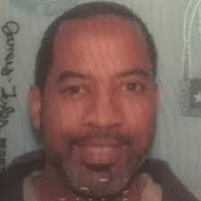 Dean Hearn's Instagram, Twitter & Facebook