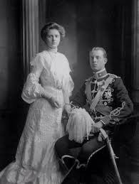 Here's the answer to how long his parents actually lived and what the average life expectancy is. Prince Andrew And Princess Alice Of Greece Parents Of The Duke Of Edinburgh Queen Victoria Family Princess Alice Greek Royal Family