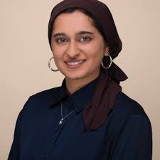 Zainab Gilani's Instagram, Twitter & Facebook