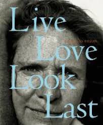 Closing the Distance. Photography by Nicholas Nixon. Edited by Jordan Alves.  9783775751896