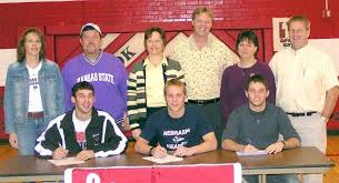 College Sports: Talented trio signs: Purvis makes it official at Kansas  State; Liess headed to UNK, Klug to Hastings (2/1/06)