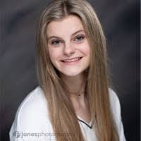 Nicole Sheen's Instagram, Twitter & Facebook