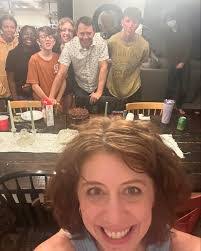 Lora Lynn's Instagram, Twitter & Facebook