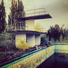 Caren Says Pronto Toronto Abandoned Places In Berlin Das Bvg Freibad In Lic Freibad Verlassene Orte Vergessene Orte