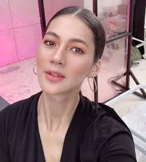 Umur 33 tahun) adalah seorang model dan aktris berkebangsaan indonesia. Paula Verhoeven Biodata Profil Fakta Agama Umur Karir Dailysia