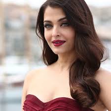 Internet Finds Another Aishwarya Rai Doppelganger In Pakistan