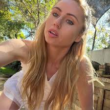 📖 Matthew 6:34 So don't be anxious about tomorrow. God will take care of  your tomorrow too. Live one day at a time.