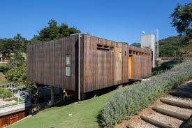 The venue consists of 3 bedrooms and 1 bathroom. House In Santo Antonio Do Pinhal Gui Paoliello Arquiteto Arch2o Com