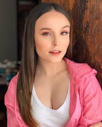 Performing has been a major part of larissa manoela's life for almost as long as she can remember. 685 4 Mil Curtidas 5 269 Comentarios Larissa Manoela Larissamanoela No Insta Imagens Da Larissa Manoela Looks Da Larissa Manoela Fotos Da Larissa Manoela