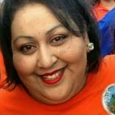 Liz Herrera (@lizeelizard)