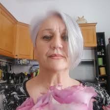 Quando si avvicina uno straniero e noi lo confondiamo con un nostro  fratello, poniamo fine a ogni conflitto. Ecco, questo è il momento in cui  finisce la notte e comincia il giorno."