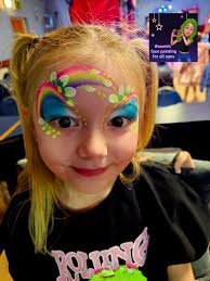 A few squishy faces from recent parties 🥳 thank you for having me I am  eternally grateful 🖤.